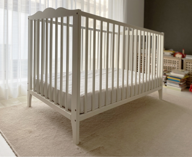  ベビーベッドと布団